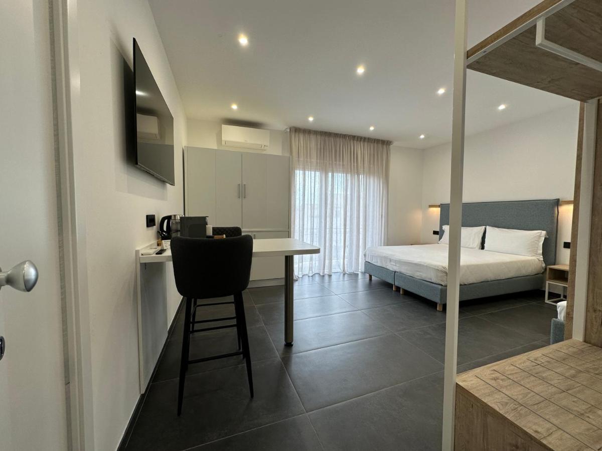 Ng Guest House Il Gallura 奧爾比亞 外观 照片
