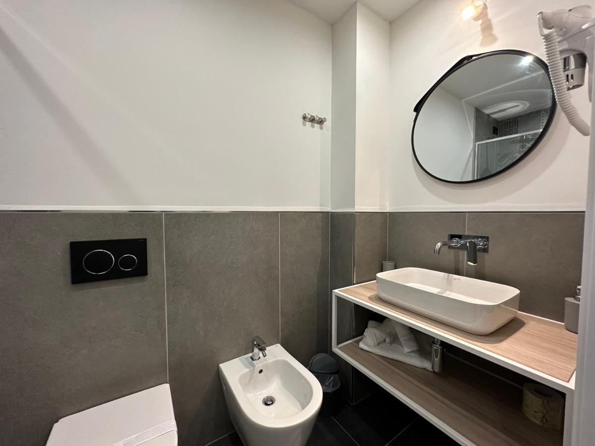Ng Guest House Il Gallura 奧爾比亞 外观 照片