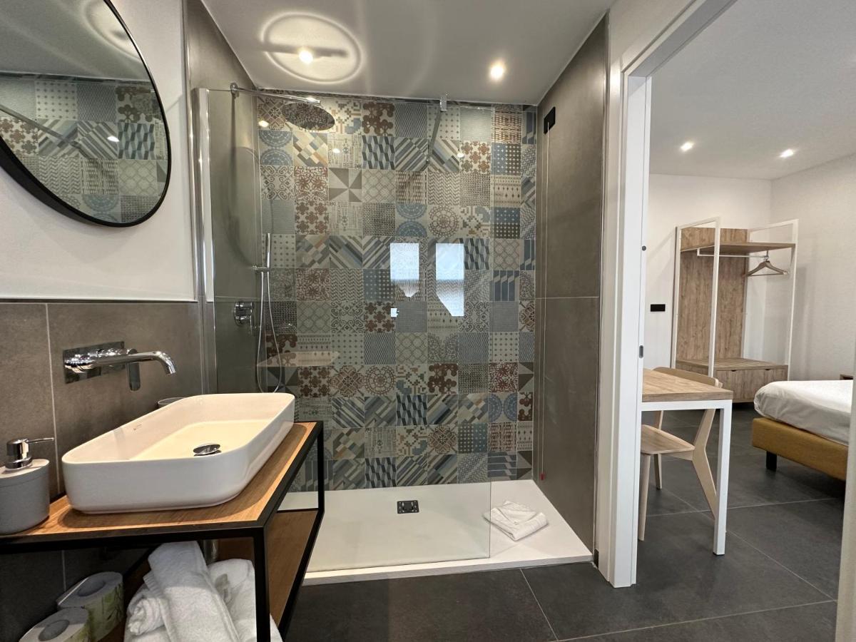 Ng Guest House Il Gallura 奧爾比亞 外观 照片