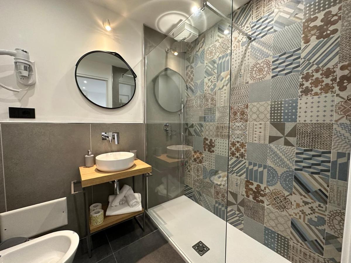 Ng Guest House Il Gallura 奧爾比亞 外观 照片