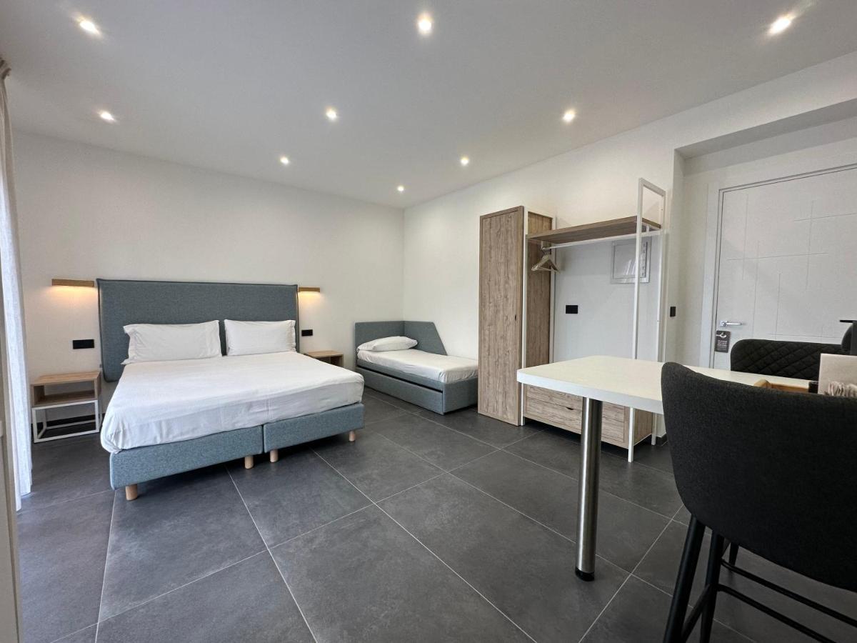 Ng Guest House Il Gallura 奧爾比亞 外观 照片